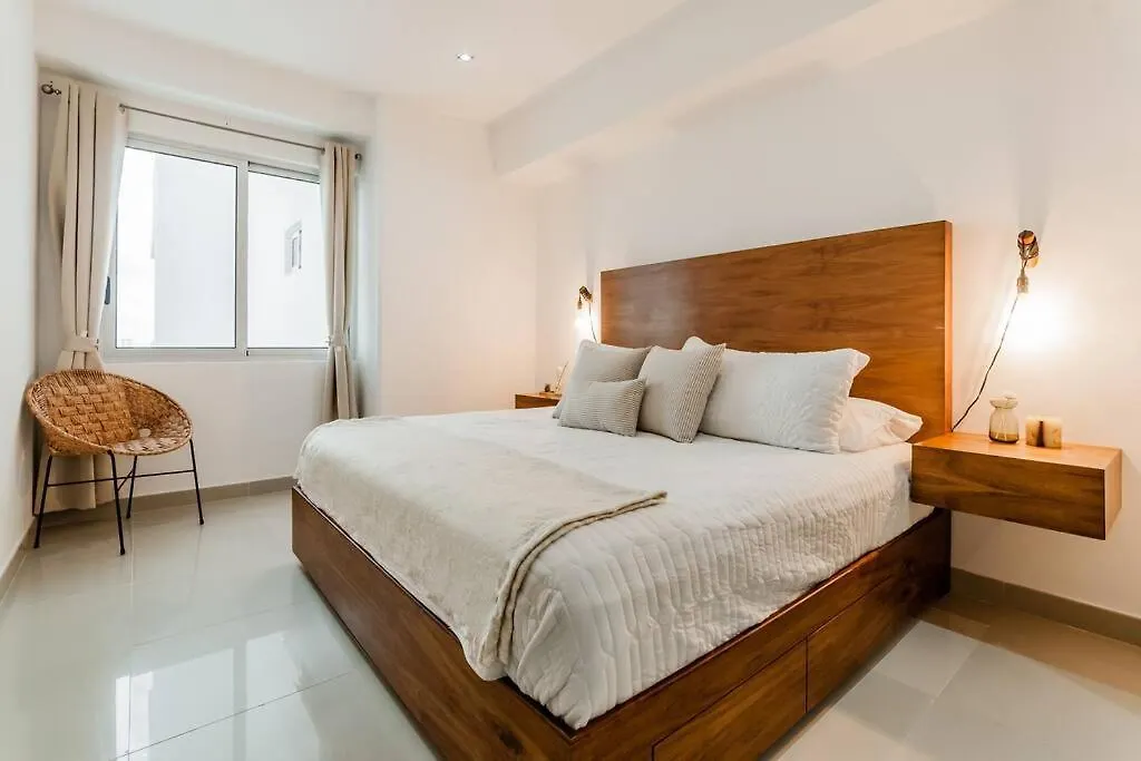 Stylish One Br Apt With Lagoon View In Dt Cancun Apartment